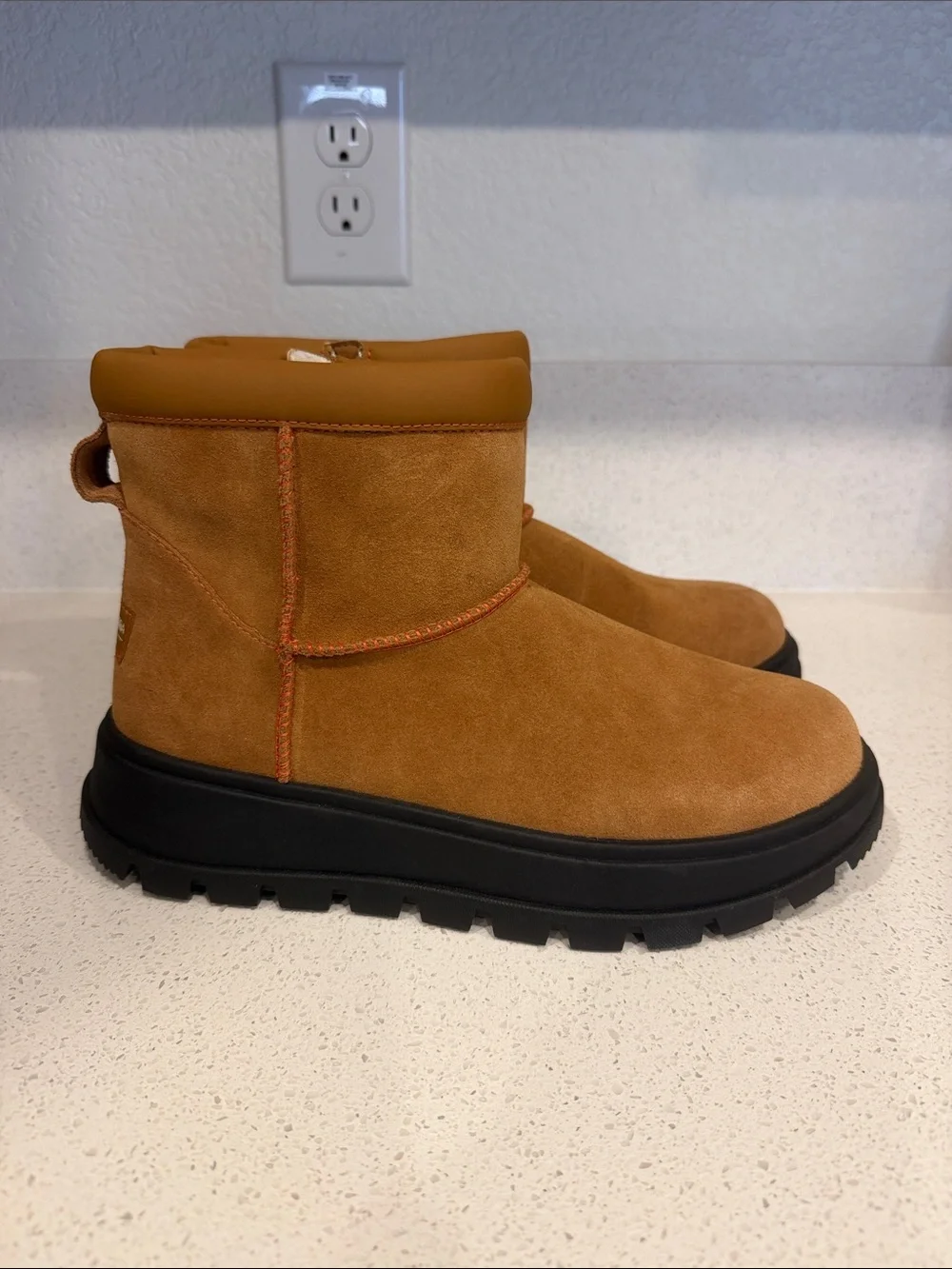 Koolaburra Chestnut Suede Ankle Winter Boots with Black Sole